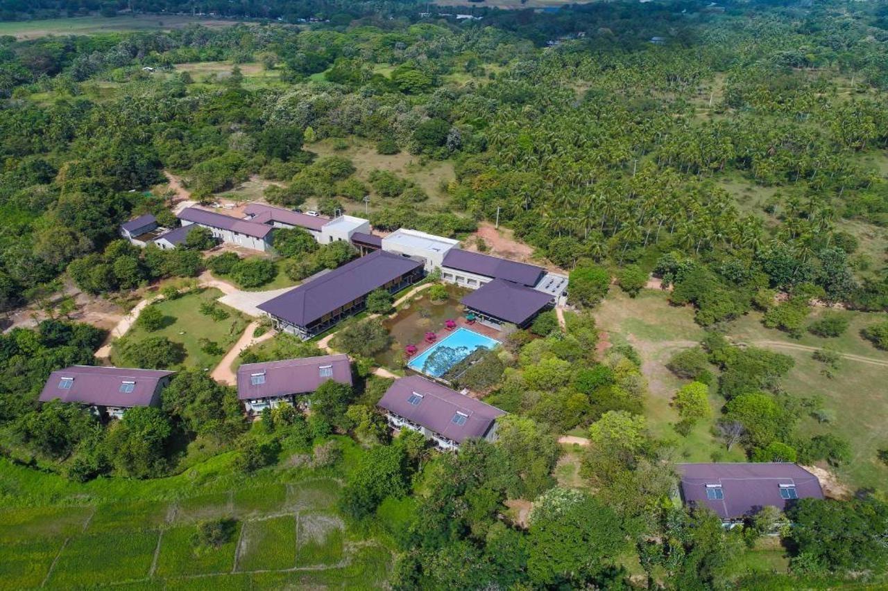 Tropical Life Resort And Spa Dambulla Bagian luar foto