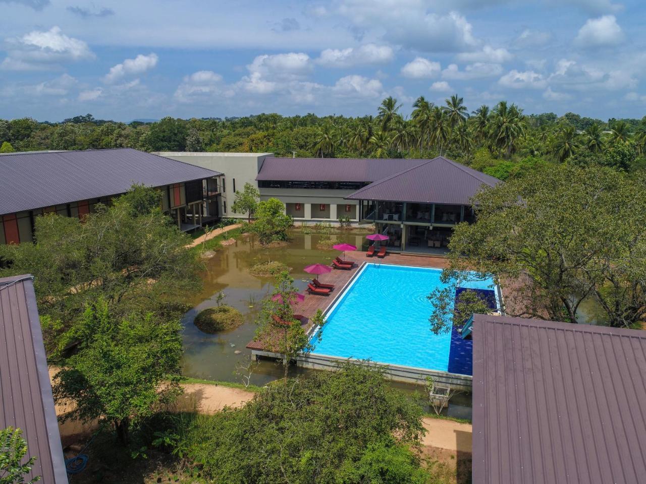 Tropical Life Resort And Spa Dambulla Bagian luar foto